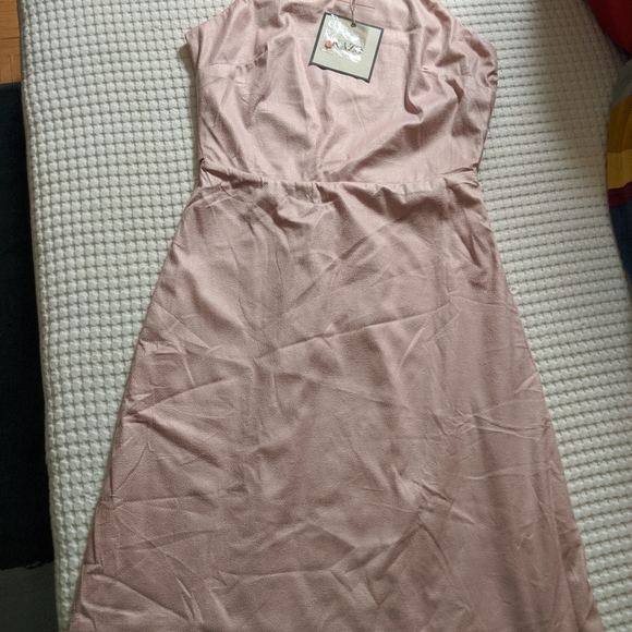 Halter neck Tyra dress - Picture 3 of 6